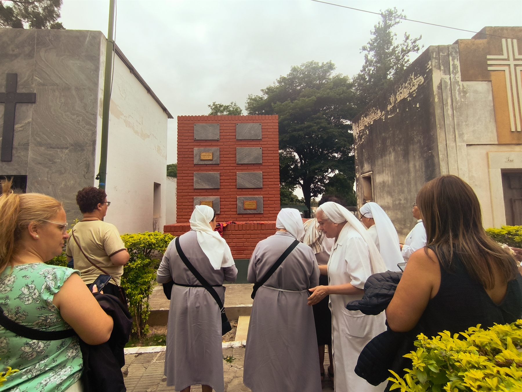 Visita al cementerio 2